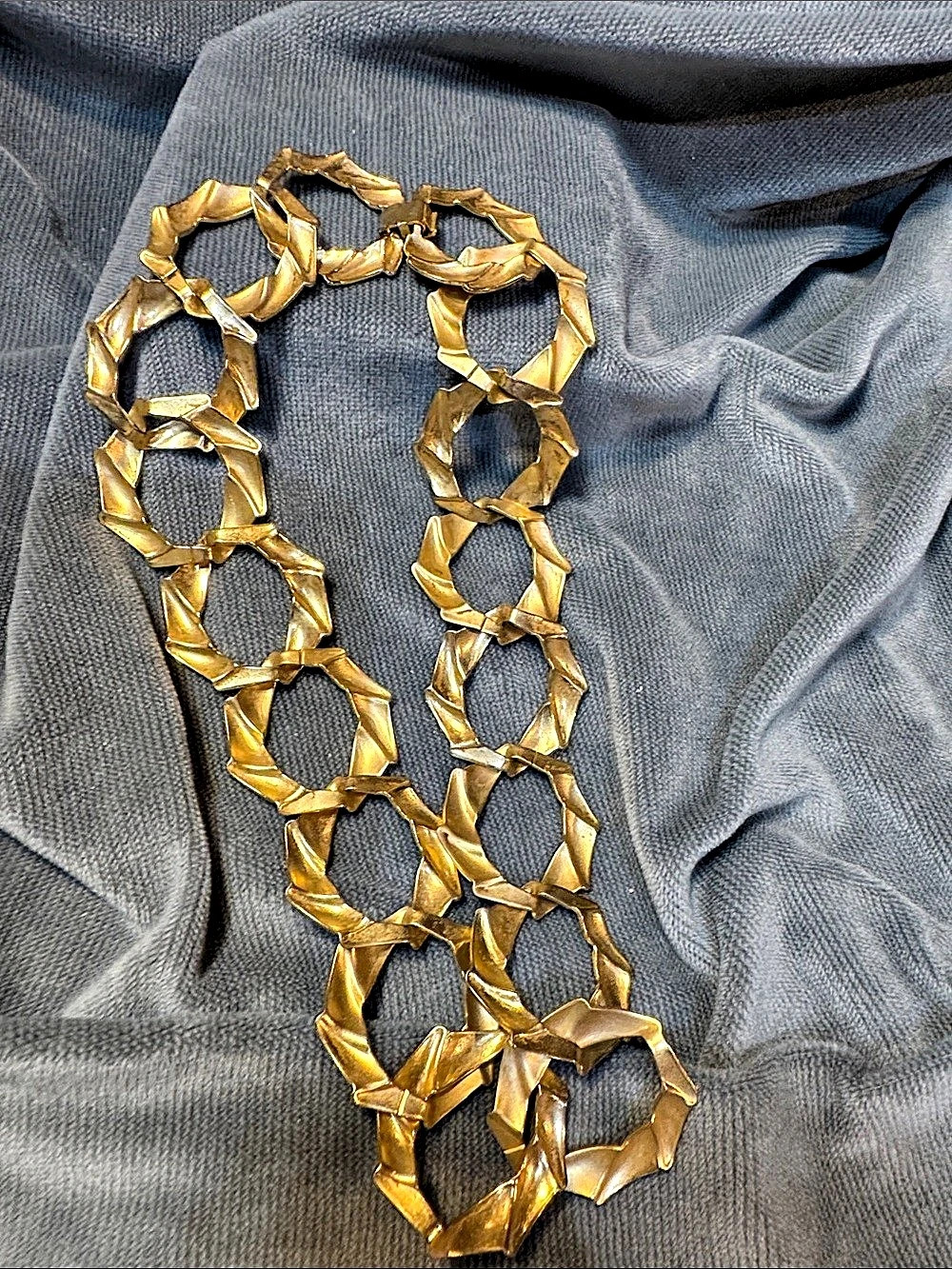 Gold-Tone Textured Link Necklace Like New